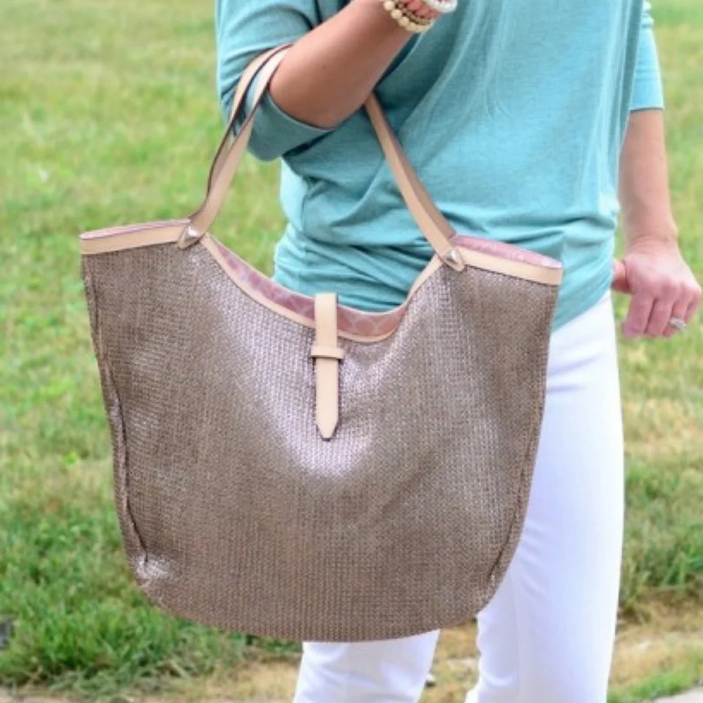 Stella & Dot Riviera Hello Gorgeous Rose Tote Bag - Picture 5 of 16